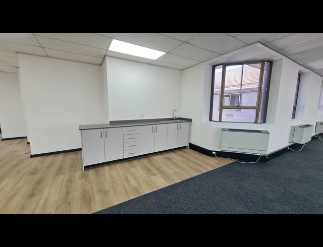 345M² OFFICE TO LET IN TYGER VALLEY